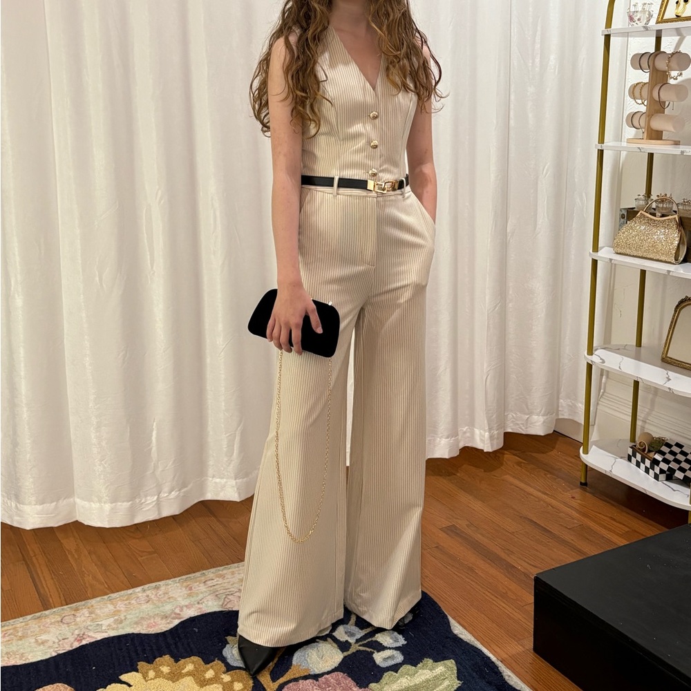 Women’s Sleeveless Jumpsuit